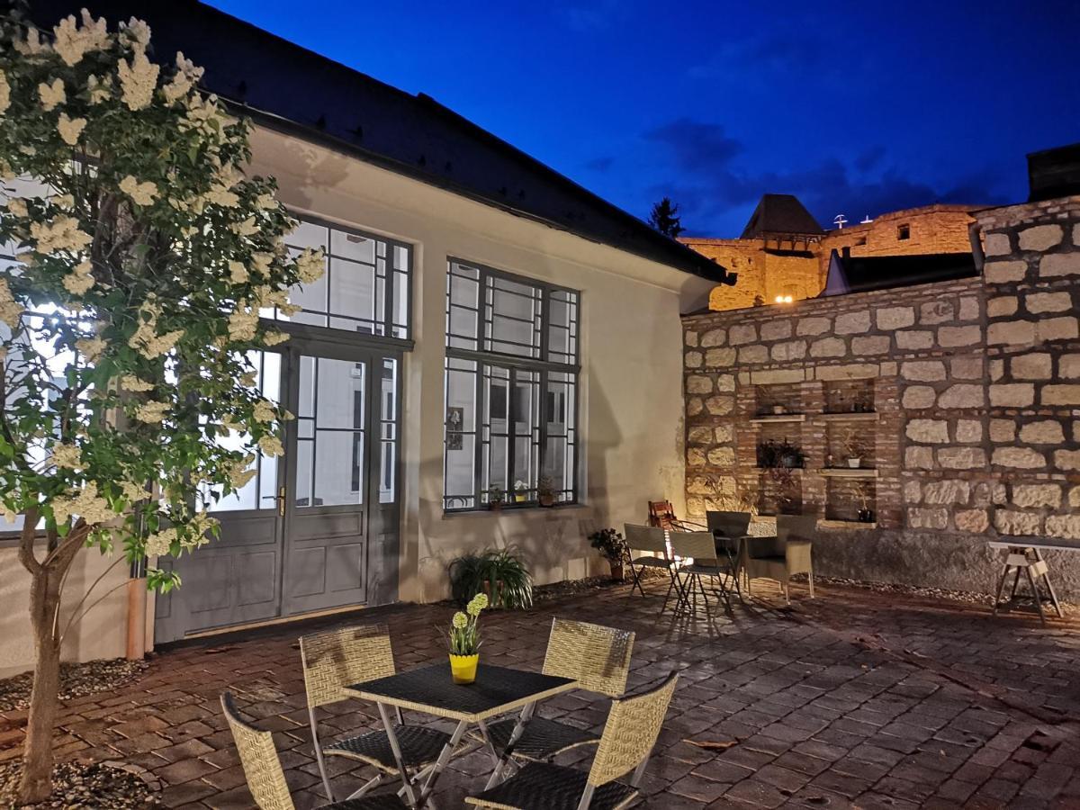 Villa Florencia Eger Luaran gambar