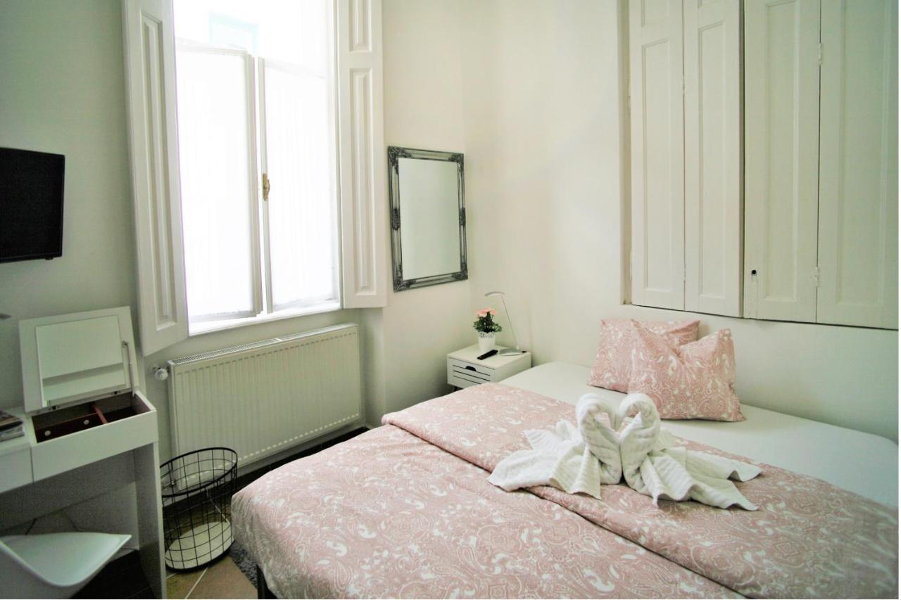 Villa Florencia Eger Luaran gambar