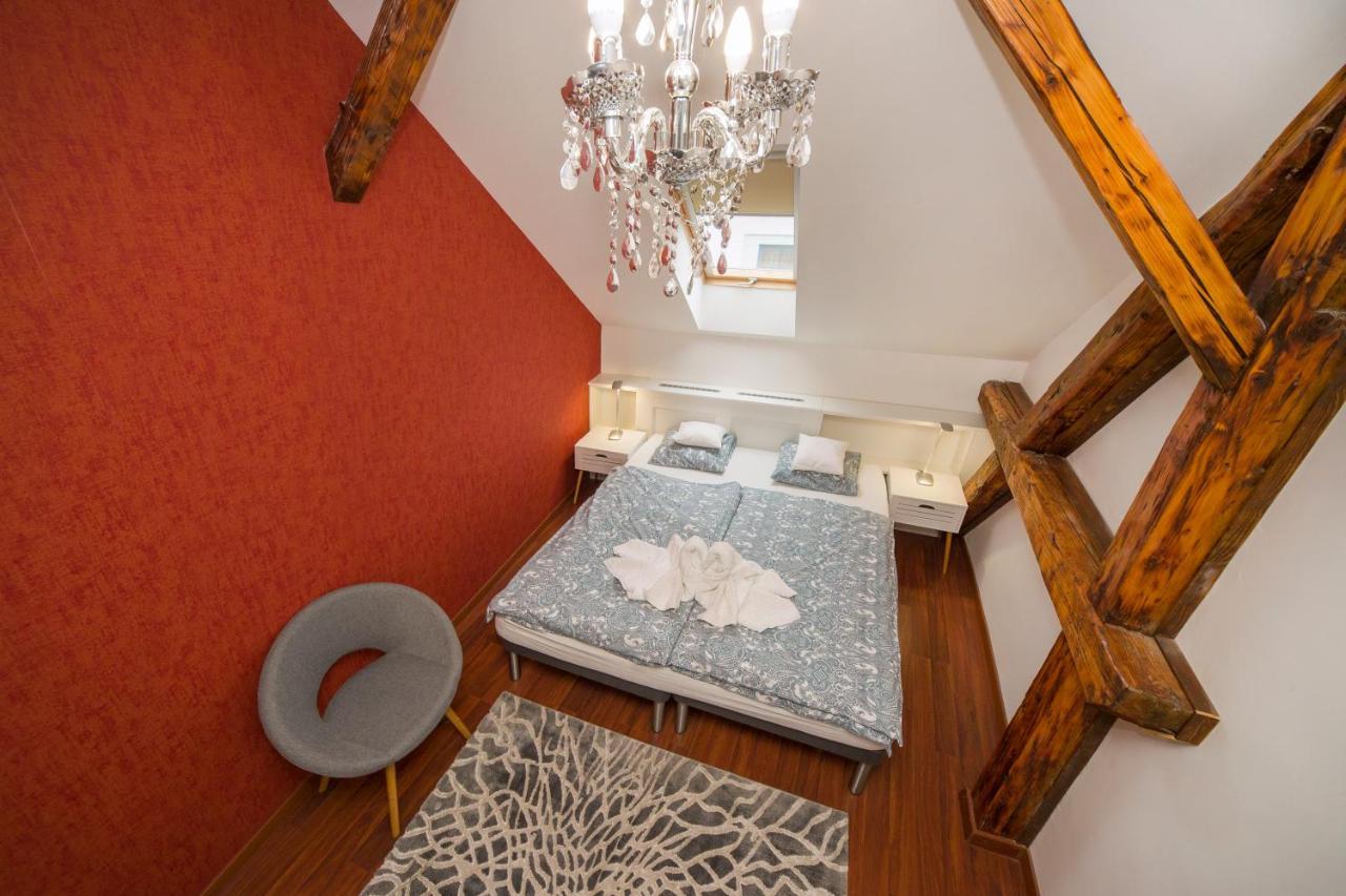 Villa Florencia Eger Luaran gambar