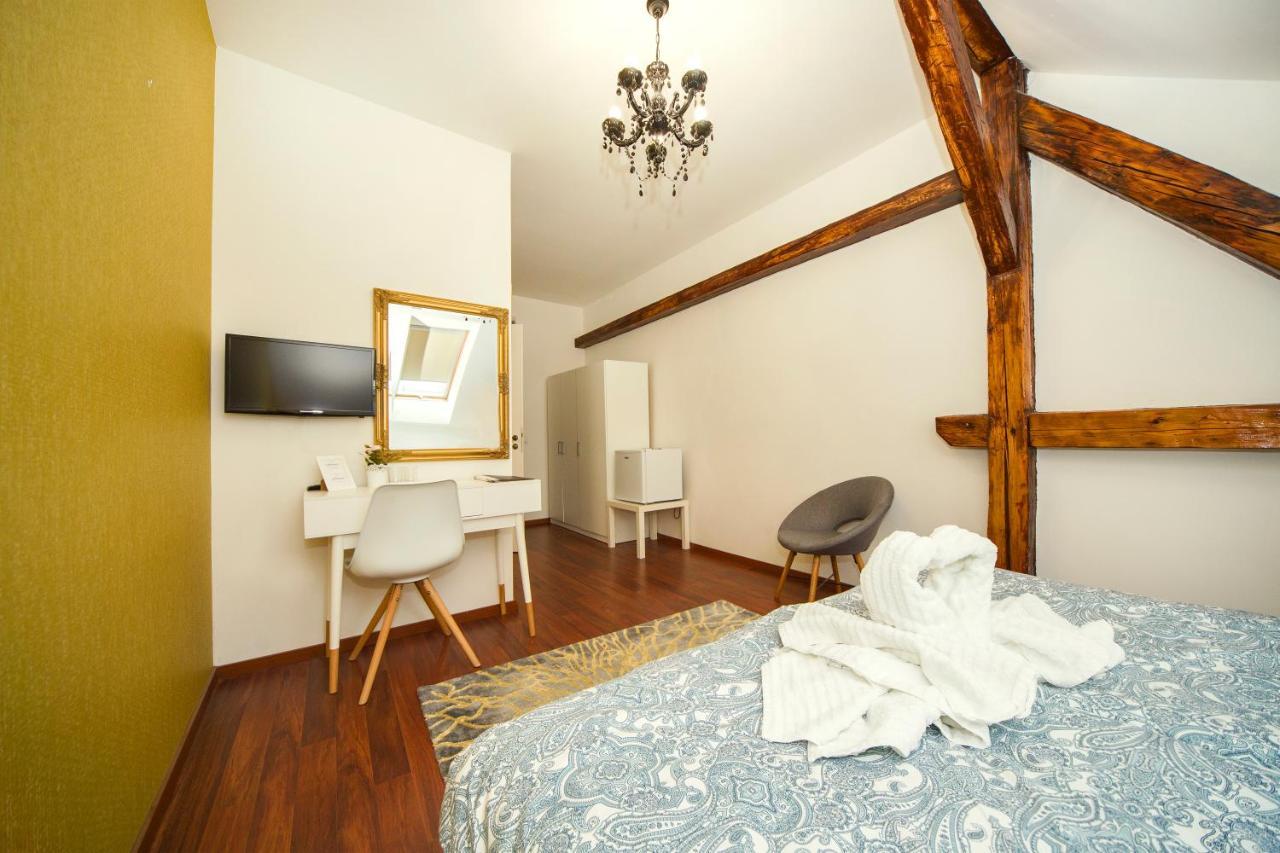 Villa Florencia Eger Luaran gambar