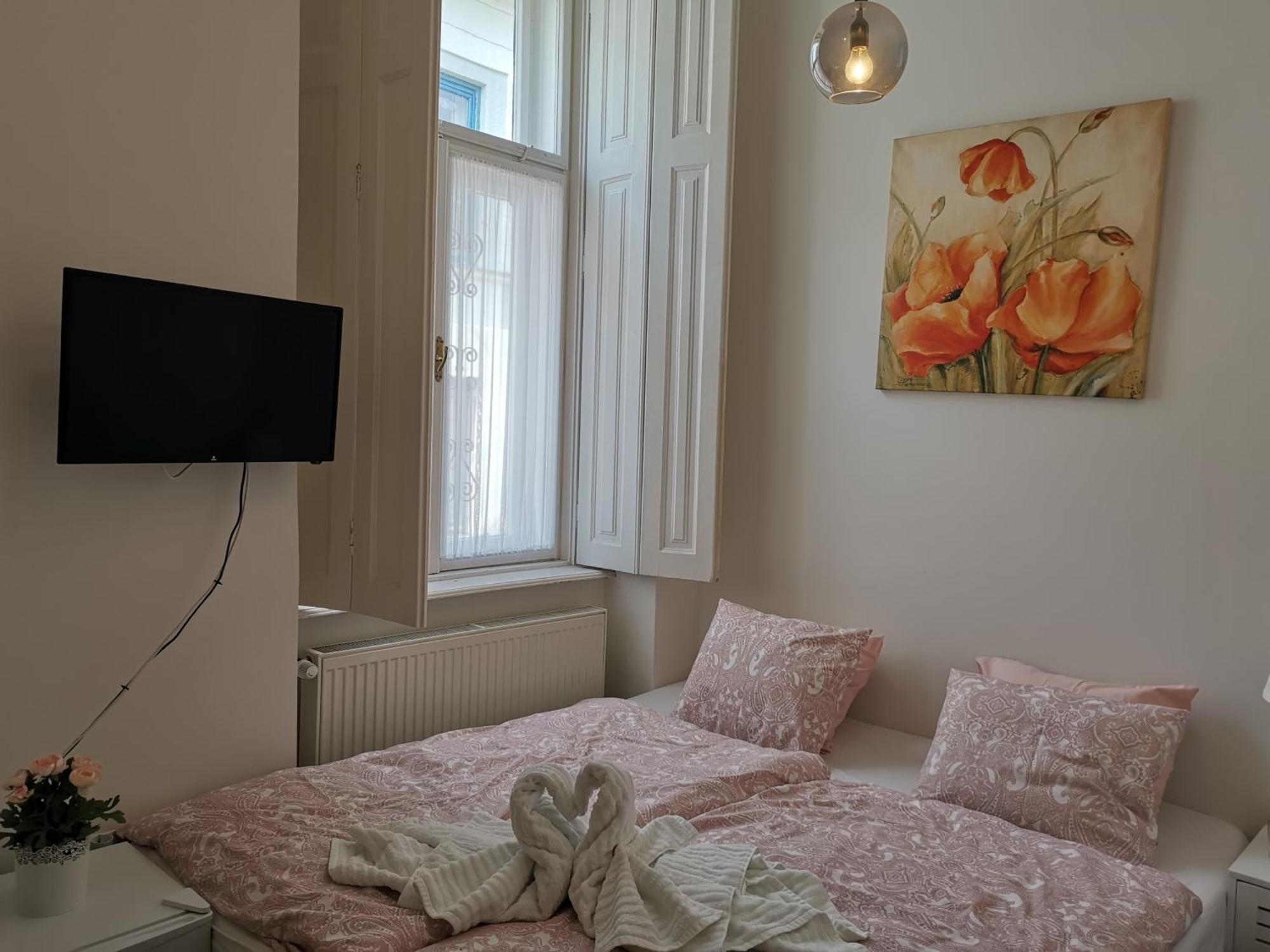 Villa Florencia Eger Luaran gambar