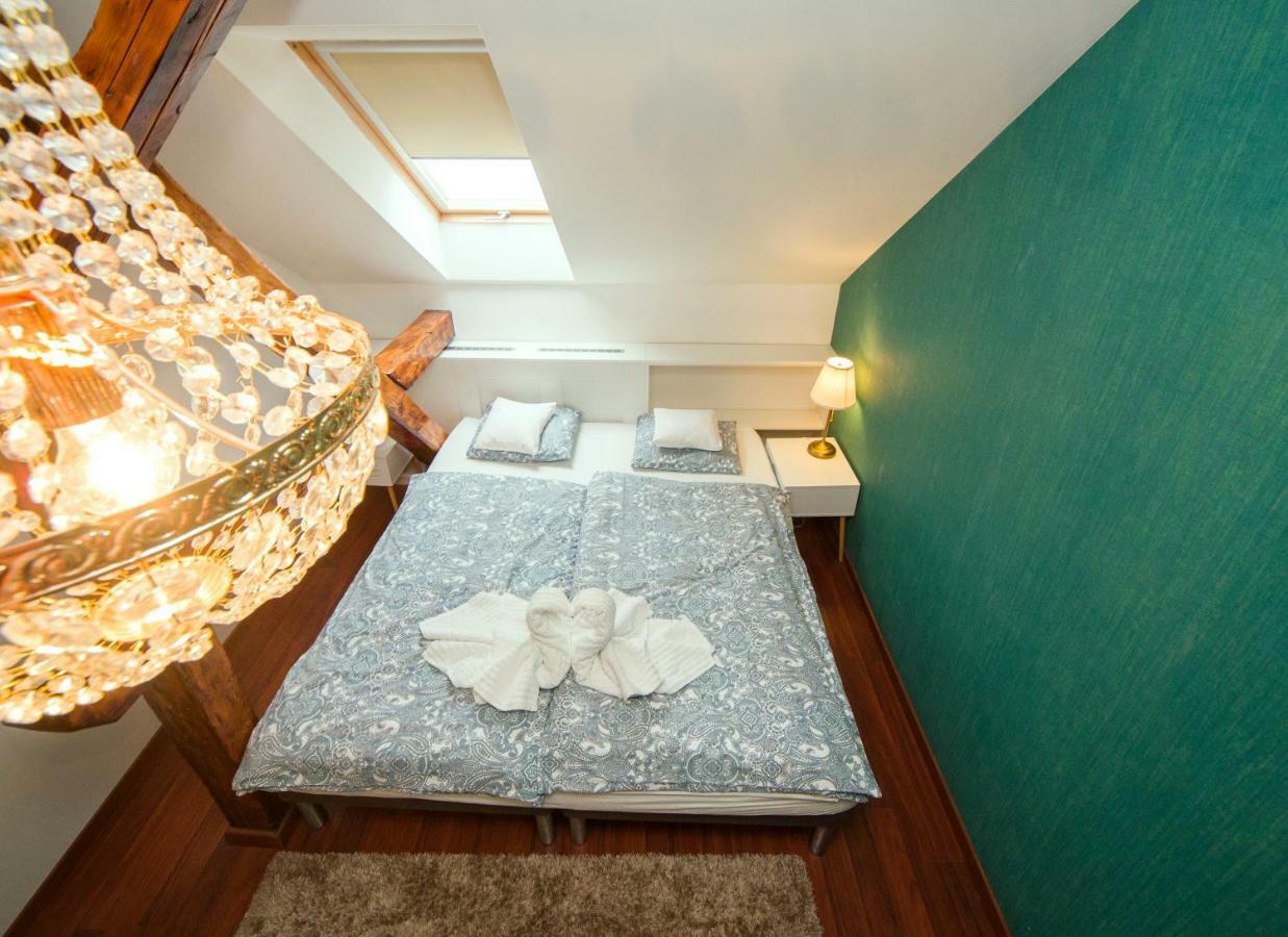 Villa Florencia Eger Luaran gambar
